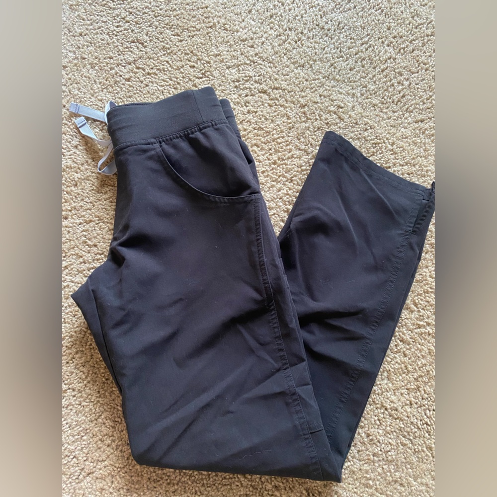 Figs Kade Cargo Scrub Pants
